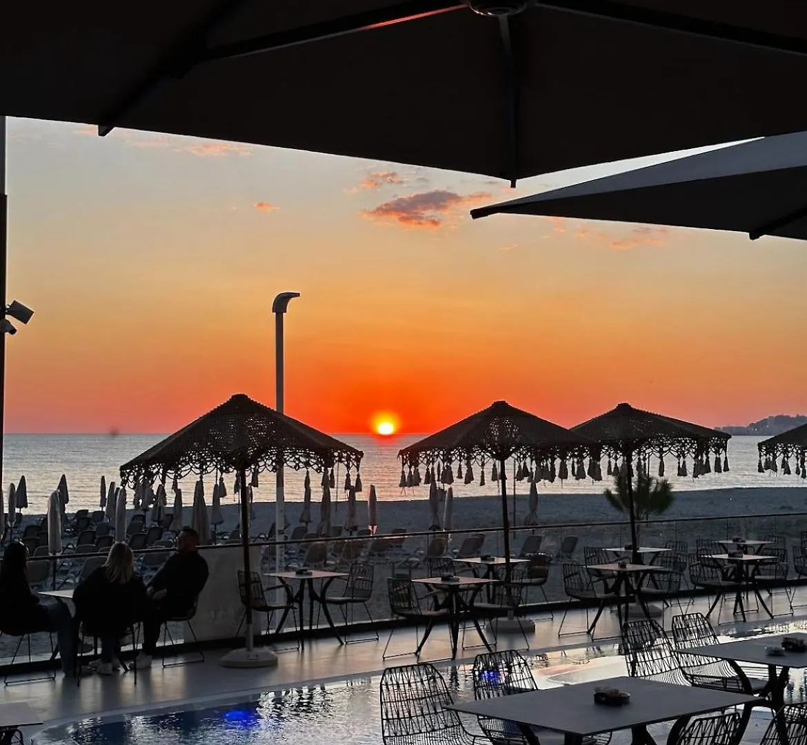 Luxury Apartament Beach Durres Apartment